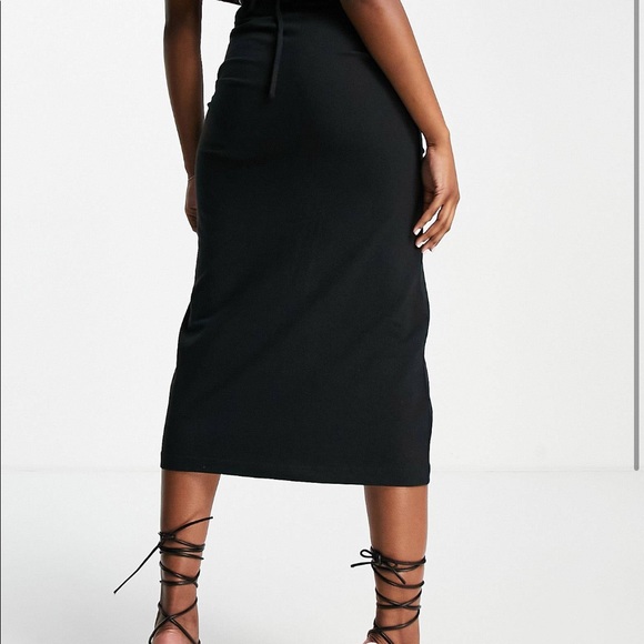 ASOS ruched front midi skirt - Picture 3 of 3